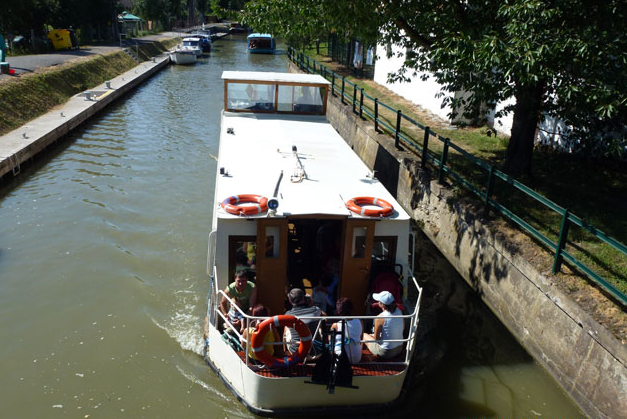 Dvouhodinová vyhlídková plavba <br>s proplutím plavební komory Vnorovy II